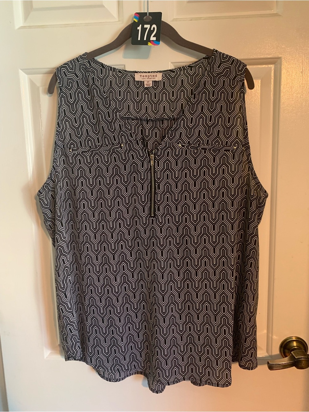 Tempted Black & White Geometric Sleeveless Zip-Front Camisole